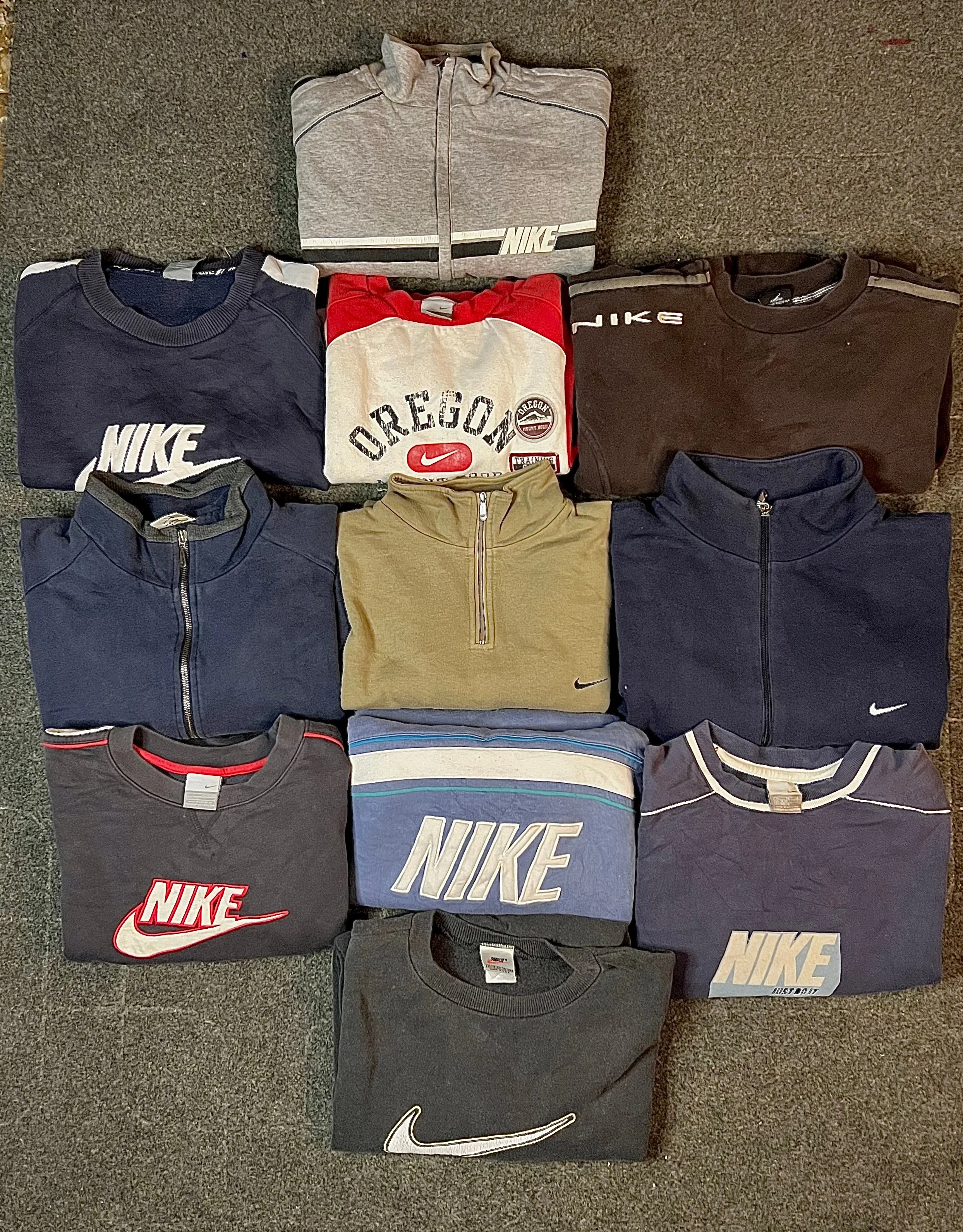 Nike Vintage Sweatshirts