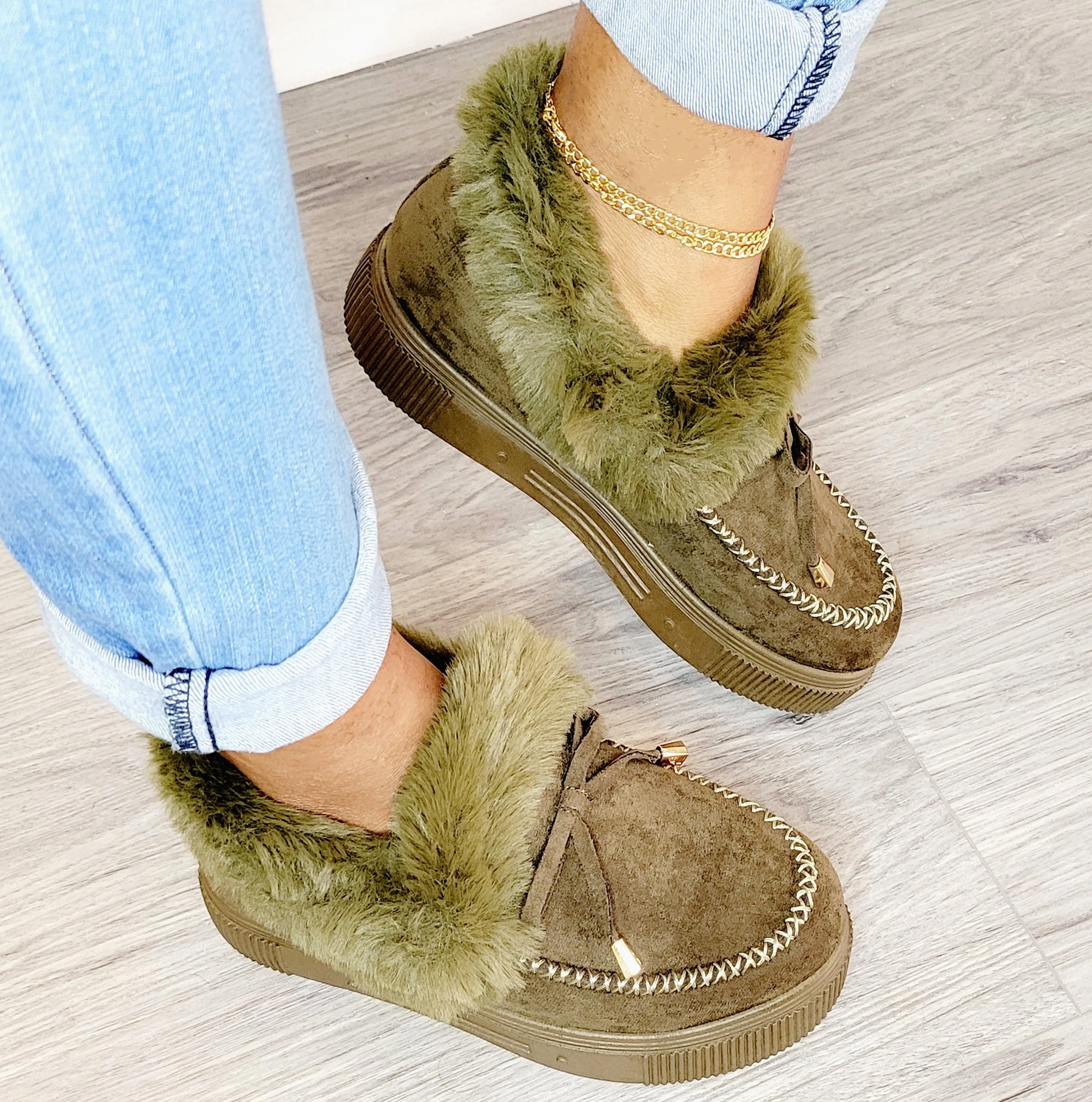 Nova Sneaker - Olive - Final Sale